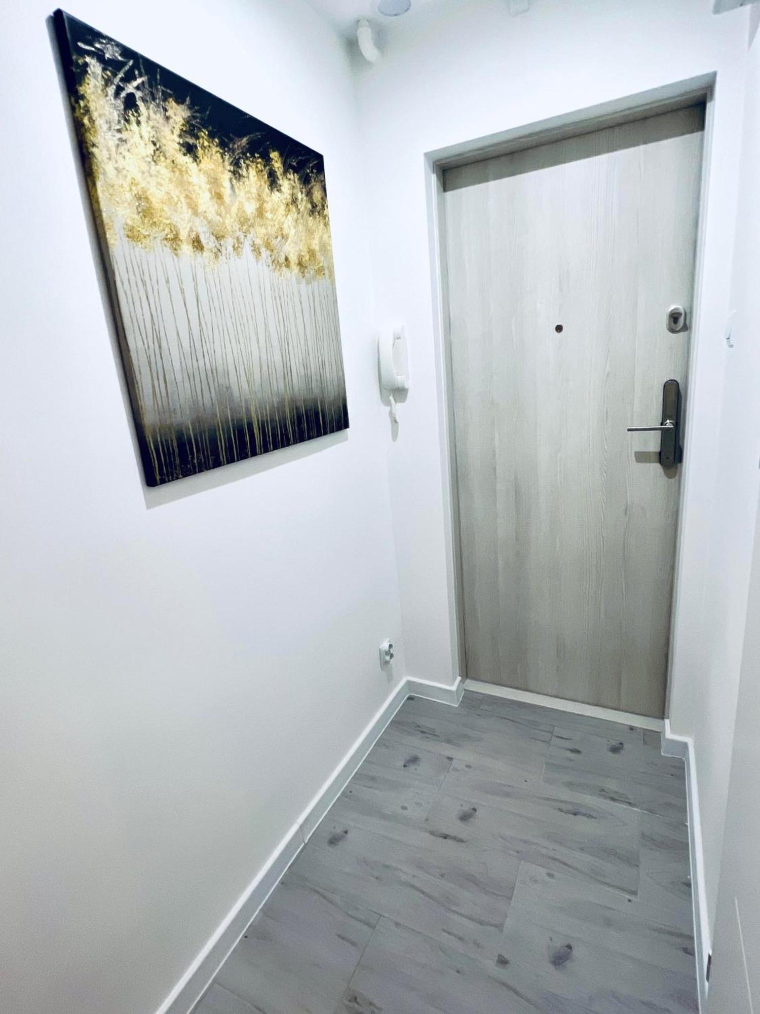 Apartament Happy Place Family & Business Targi 키엘체 외부 사진